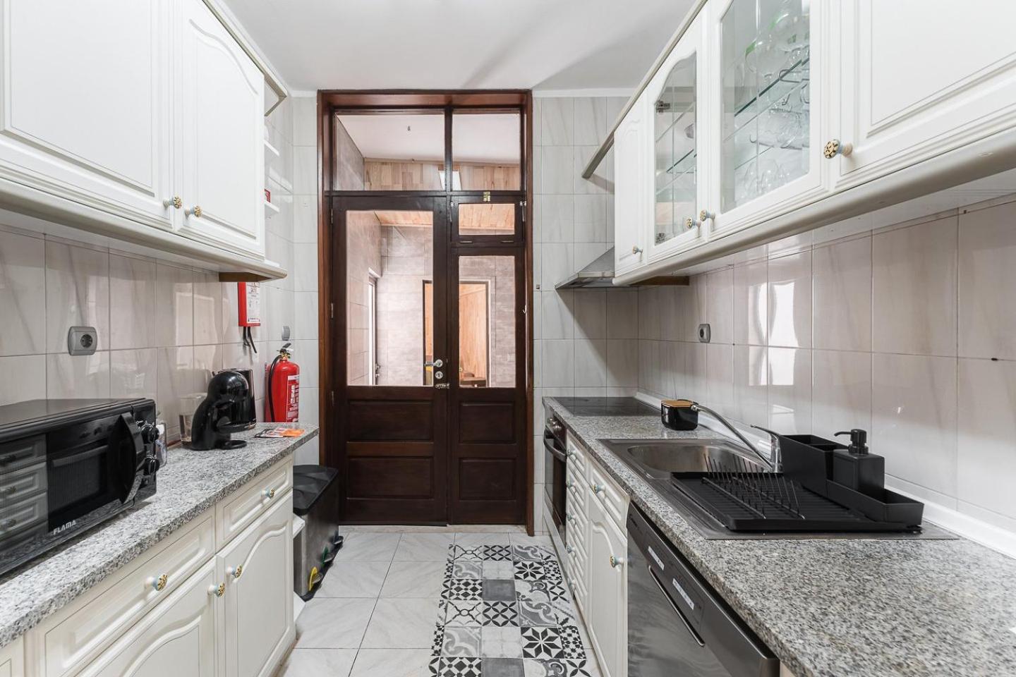 Guestready - Sunny Family Apt With Private Terrace Appartamento Oporto